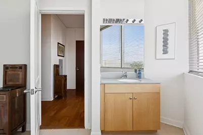 420 E Waterside Drive #4010, Chicago, IL 60601 - Photo 19