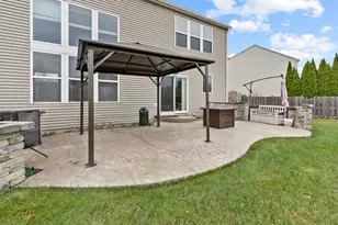 7 Snead Ct, Bolingbrook, IL 60490 - Photo 33