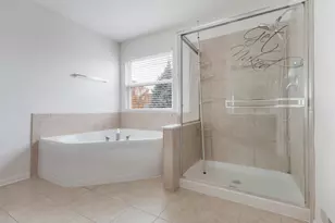 7 Snead Ct, Bolingbrook, IL 60490 - Photo 21