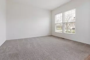 7 Snead Ct, Bolingbrook, IL 60490 - Photo 5