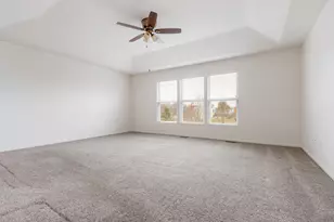 7 Snead Ct, Bolingbrook, IL 60490 - Photo 17