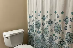 1301 S Finley Rd, Lombard, IL 60148 - Photo 15