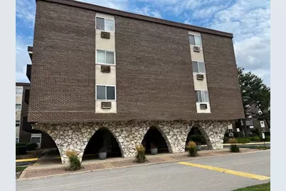 1301 S Finley Road #414, Lombard, IL 60148 - Photo 1