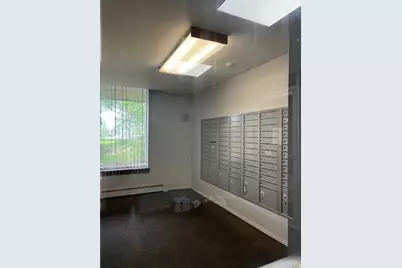 1301 S Finley Road #414, Lombard, IL 60148 - Photo 3