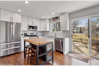 1915 Farmington Court, Naperville, IL 60565 - Photo 23