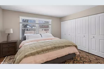 1915 Farmington Court, Naperville, IL 60565 - Photo 13