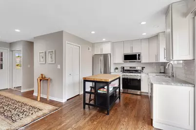 1915 Farmington Court, Naperville, IL 60565 - Photo 27