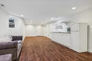 3733 W Sunnyside Ave, Chicago, IL 60625 - Photo 27