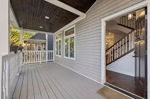 3733 W Sunnyside Ave, Chicago, IL 60625 - Photo 33