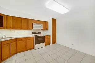 445 N Park Blvd, Glen Ellyn, IL 60137 - Photo 11