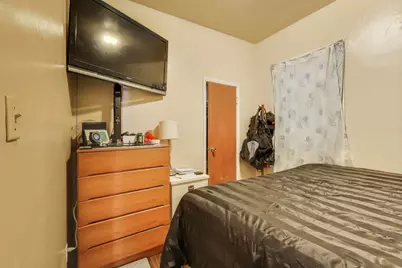 [Address not provided], Chicago, IL 60625 - Photo 11