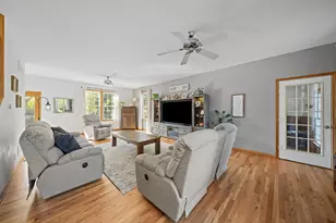 43W140 Campton Hills Rd, Elburn, IL 60119 - Photo 5