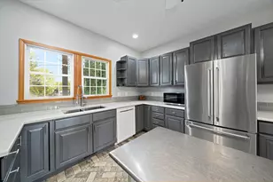 43W140 Campton Hills Rd, Elburn, IL 60119 - Photo 13