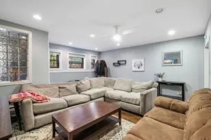 852 W Grace St, Chicago, IL 60613 - Photo 5