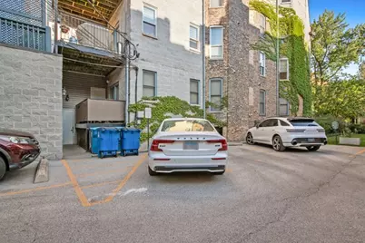 852 W Grace Street #T, Chicago, IL 60613 - Photo 15