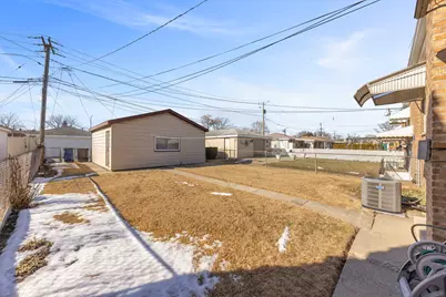 3424 S 55th Court, Cicero, IL 60804 - Photo 17