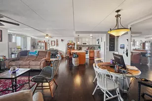 2005 S Finley Rd, Lombard, IL 60148 - Photo 15