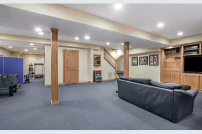 300 S Rose Avenue, Park Ridge, IL 60068 - Photo 37