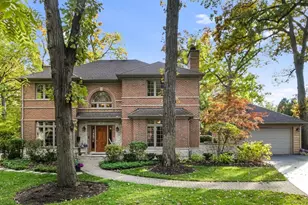 300 S Rose Ave, Park Ridge, IL 60068 - Photo 1