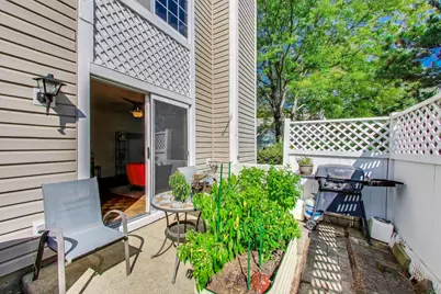 408 Trenton Court, Aurora, IL 60504 - Photo 11