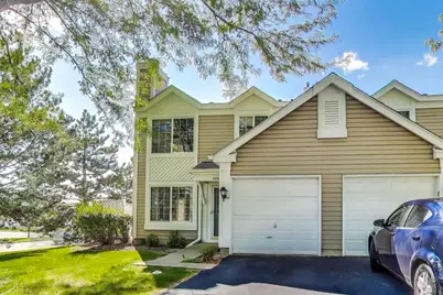 408 Trenton Court, Aurora, IL 60504 - Photo 9