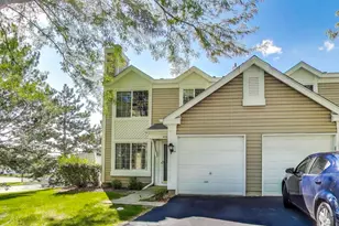 408 Trenton Ct, Aurora, IL 60504 - Photo 9