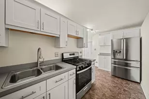 5975 N Odell Ave, Chicago, IL 60631 - Photo 5