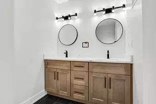 843 N Lorel Ave, Chicago, IL 60651 - Photo 15