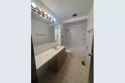 1050 Holbrook Road #1H, Homewood, IL 60430 - Photo 7