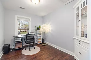 14705 Holly Ct, Orland Park, IL 60462 - Photo 9