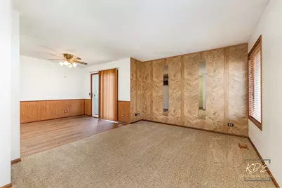 30W171 Maplewood Court, Warrenville, IL 60555 - Photo 9