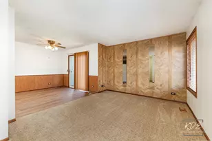 30W171 Maplewood Ct, Warrenville, IL 60555 - Photo 9