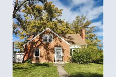 289 W 16th Street, Chicago Heights, IL 60411 - Photo 1