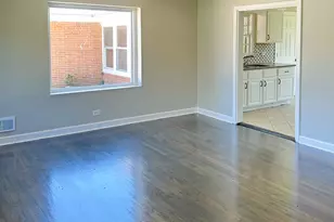 9405 S 76th Ct, Hickory Hills, IL 60457 - Photo 9