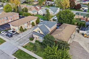 7549 S Roberts Rd, Bridgeview, IL 60455 - Photo 17