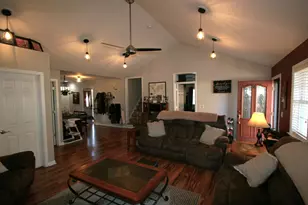 111 W Fast Ave, Mackinaw, IL 61755 - Photo 7