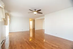 551 Carlysle Dr, Clarendon Hills, IL 60514 - Photo 7