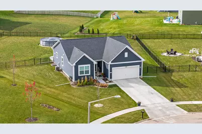 725 Cloverleaf Drive, Marengo, IL 60152 - Photo 39