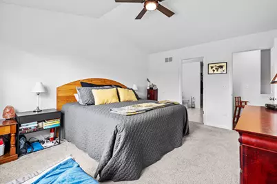 725 Cloverleaf Drive, Marengo, IL 60152 - Photo 15