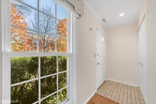 1429 Pebblecreek Dr, Glenview, IL 60025 - Photo 3