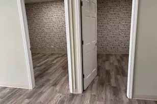 4212 W Irving Park Rd, Chicago, IL 60641 - Photo 7