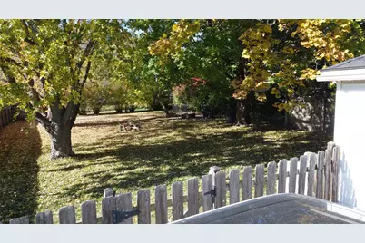 615 S 5th Street, Watseka, IL 60970 - Photo 7