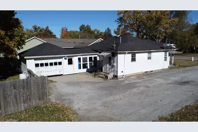 615 S 5th Street, Watseka, IL 60970 - Photo 5