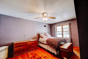 615 S 5th St, Watseka, IL 60970 - Photo 17