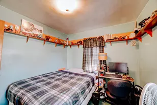 615 S 5th St, Watseka, IL 60970 - Photo 21