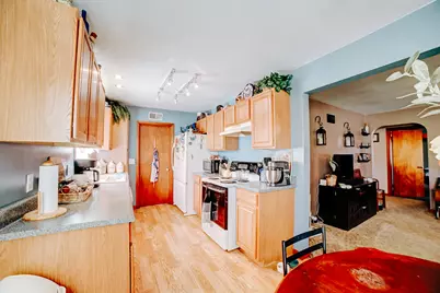 615 S 5th Street, Watseka, IL 60970 - Photo 15