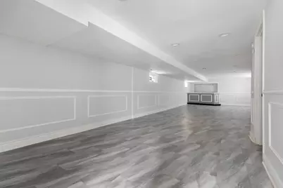 245 W 43rd Street, Chicago, IL 60609 - Photo 17