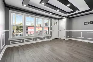 245 W 43rd St, Chicago, IL 60609 - Photo 3