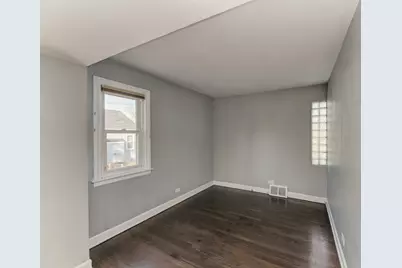 3120 W 114th Street, Merrionette Park, IL 60803 - Photo 3