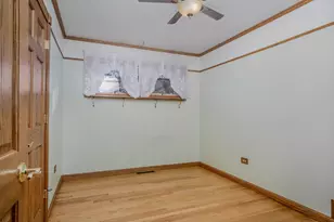 104 Lakewood Dr, Antioch, IL 60002 - Photo 15